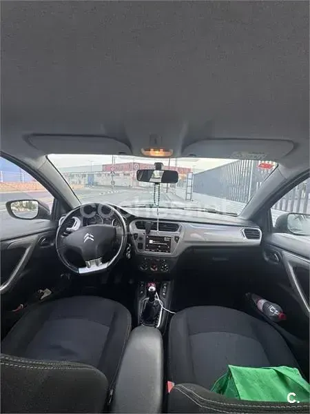 Usado Citroën C-Elysee I Feel 100 CV (73 kW) 2018 Gris / plata Berlina