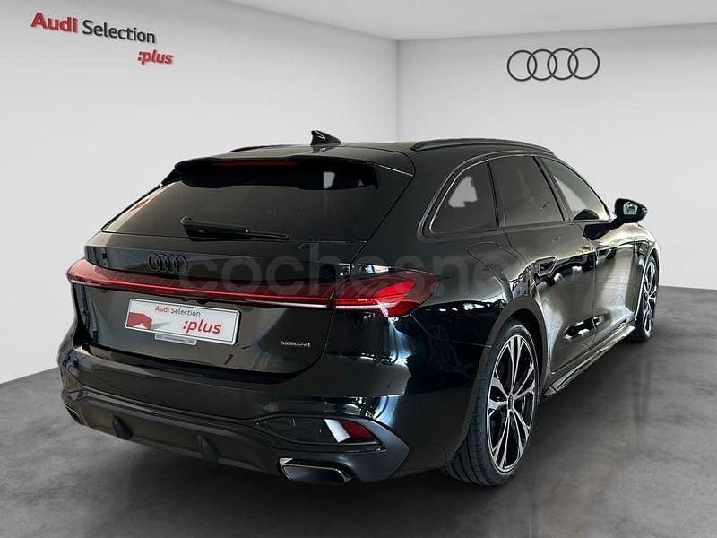 Usado Audi A5 Ambiente 299 CV (219 kW) 2025 Negro Familiar
