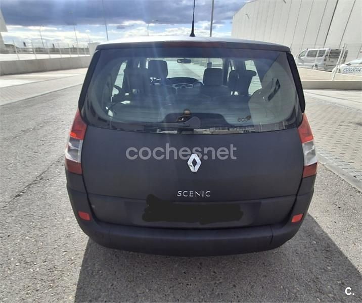 Usado Renault Scénic II 105 CV (77 kW) 2006 Negro Monovolumen