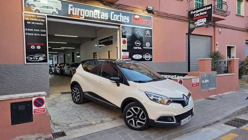 Usado Renault Captur 90 CV (66 kW) 2014 Beige SUV