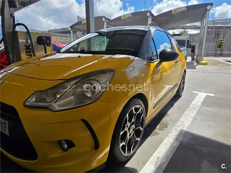 Usado Citroën DS3 155 CV (114 kW) 2010 Naranja Utilitario