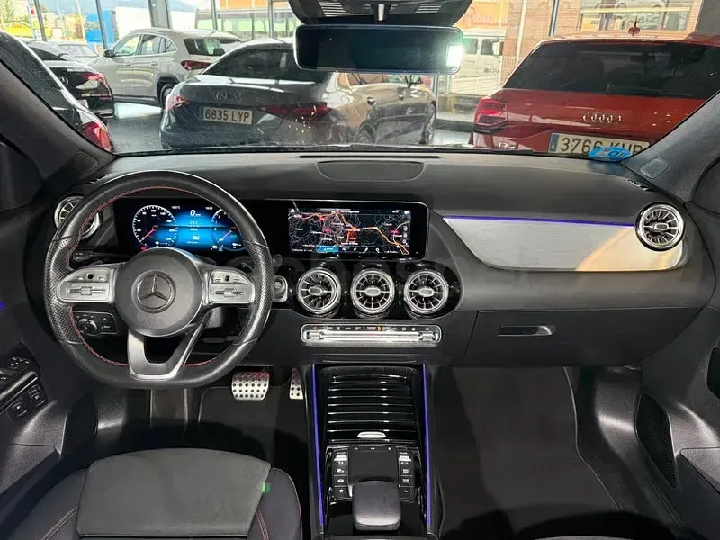Usado Mercedes GLA250 218 CV (160 kW) 2020 Azul SUV