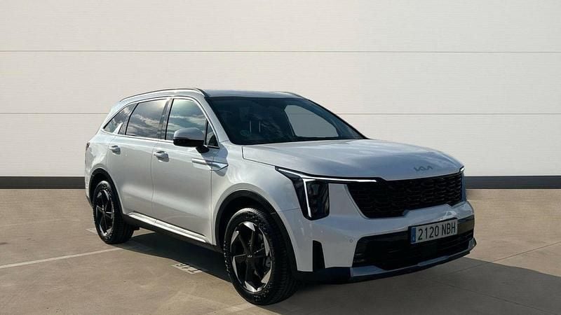 Blanco Nuevo 2025 Kia Sorento 2 SUV | 43.200 € (Precio justo) - Imagen 1/4