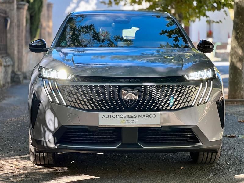 Usado Peugeot 3008 Allure 136 CV (100 kW) 2024 Gris / plata SUV