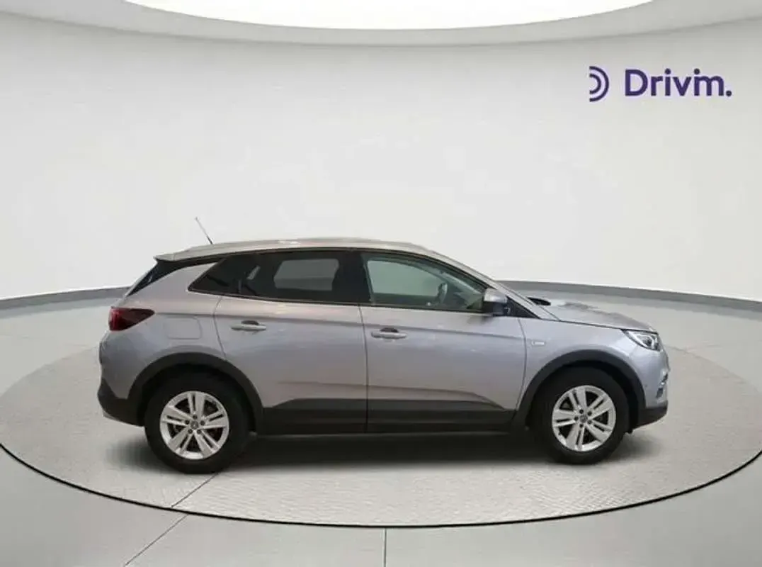 Usado Opel Grandland X Selective 131 CV (96 kW) 2019 Gris SUV