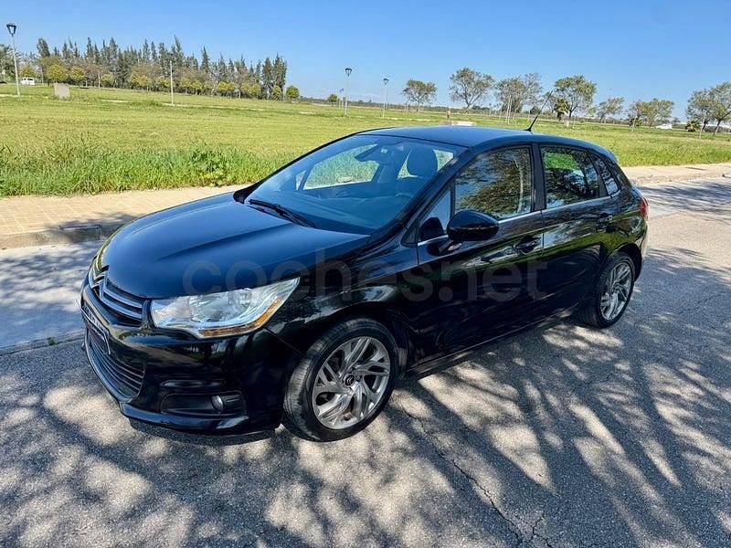Usado Citroën C4 114 CV (83 kW) 2015 Negro Berlina