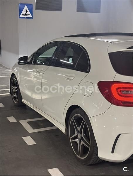 Usado Mercedes A180 AMG line 109 CV (80 kW) 2016 Blanco Berlina