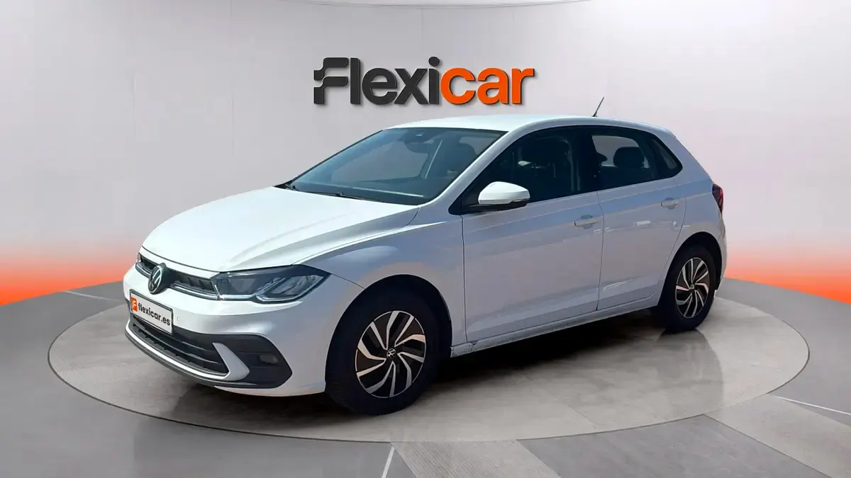 Usado VW Polo Life 95 CV (69 kW) 2023 Blanco Utilitario
