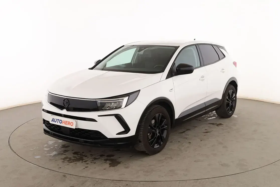 Usado Opel Grandland X GS Line 131 CV (96 kW) 2023 SUV