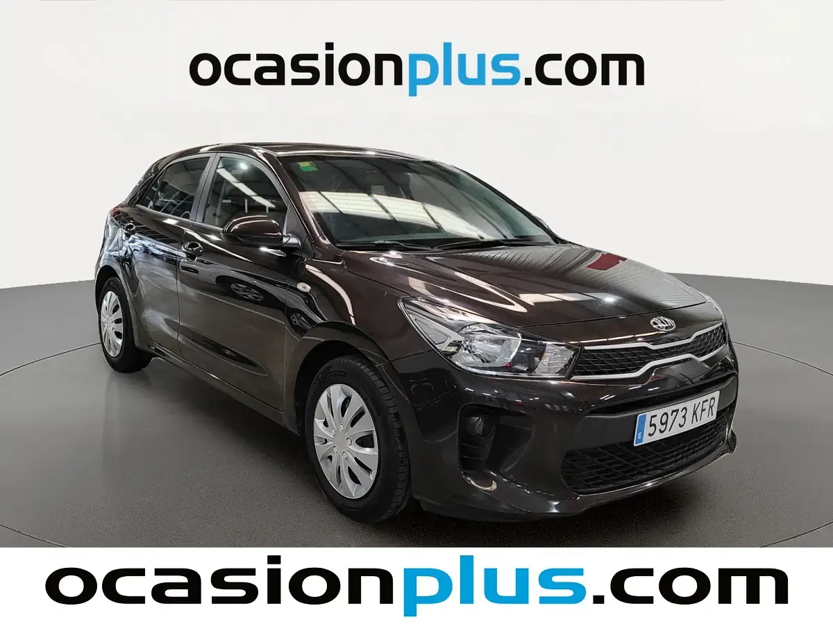 Usado Kia Rio 84 CV (61 kW) 2017 Marrón Utilitario