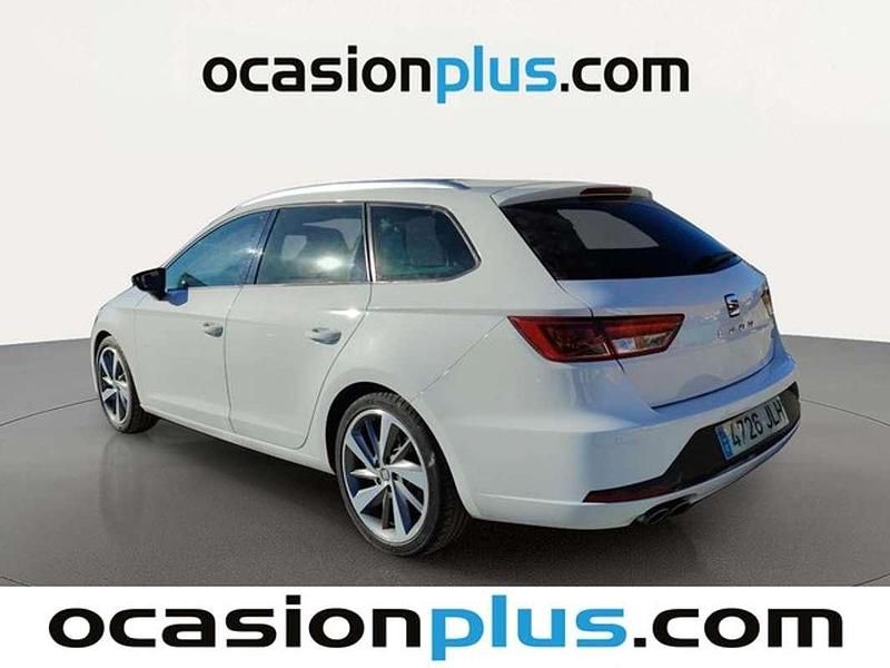 Käytetty Seat Leon ST FR 184 HP (135 kW) 2016 Valkoinen Farmari