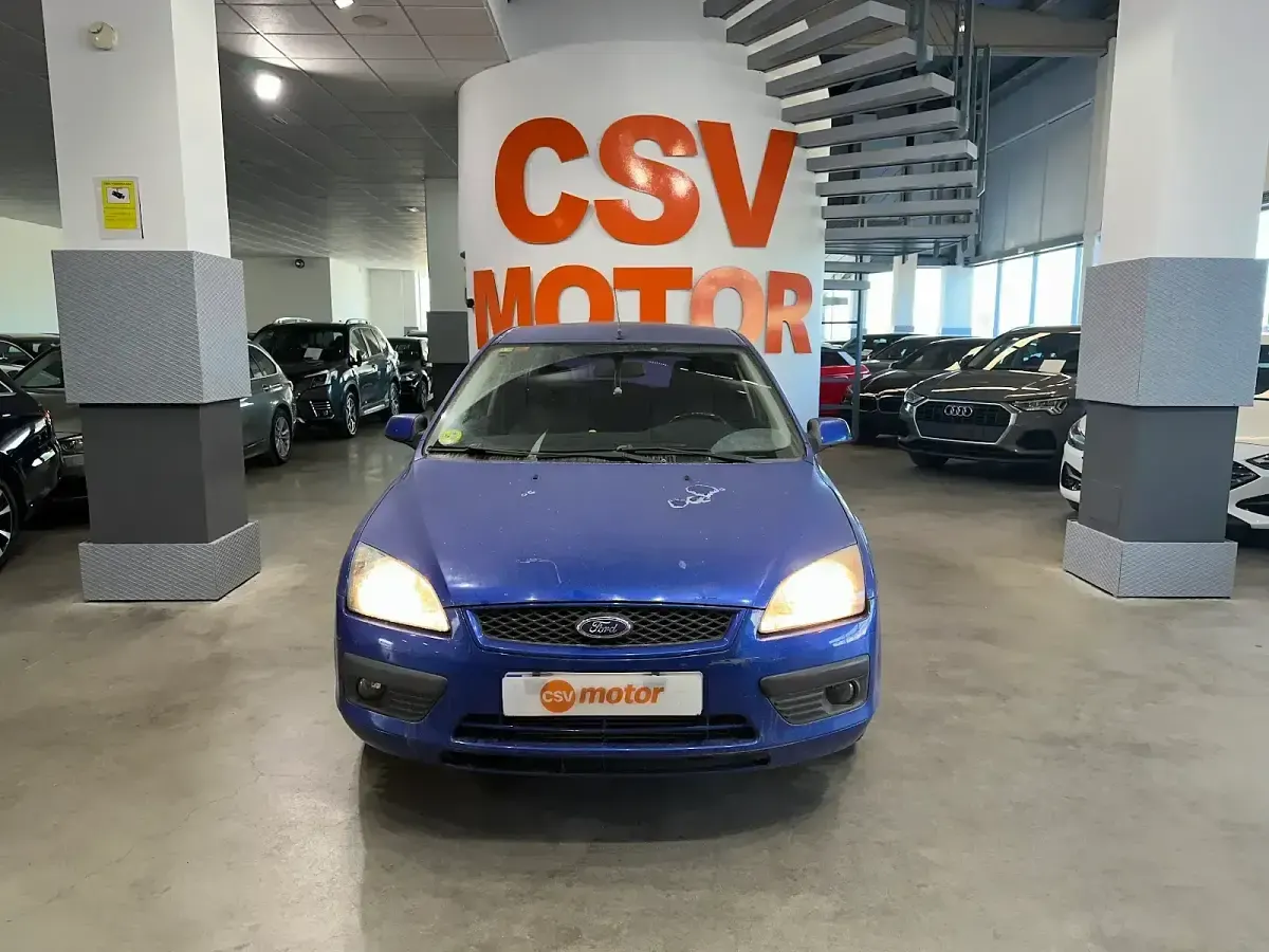Usado Ford Focus Trend 109 CV (80 kW) 2007 Azul Utilitario