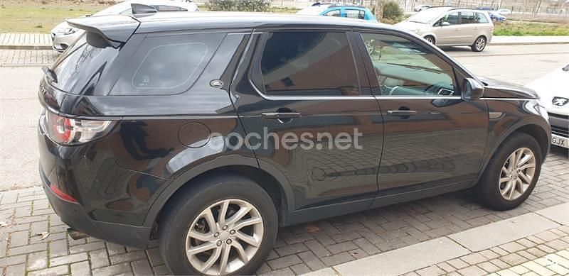 Usado Land Rover Discovery Sport SE 150 CV (110 kW) 2016 Negro SUV