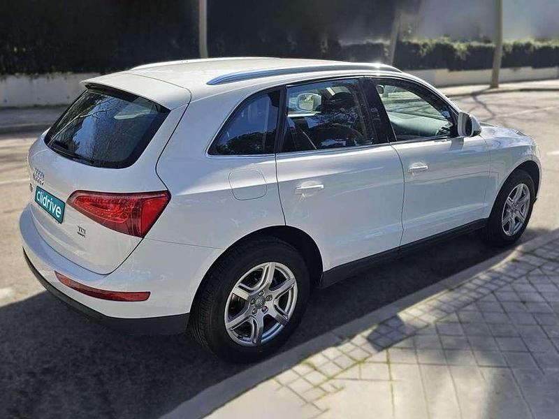 Begagnad Audi Q5 Premium 143 HK (105 kW) 2012 Vit SUV