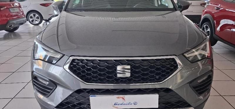 Usado Seat Ateca Style 150 HP (110 kW) 2025 Cinzento SUV
