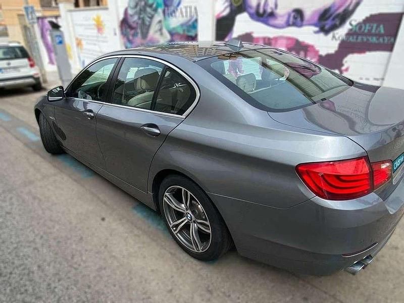 Usado BMW 520 184 CV (135 kW) 2010 Gris Berlina