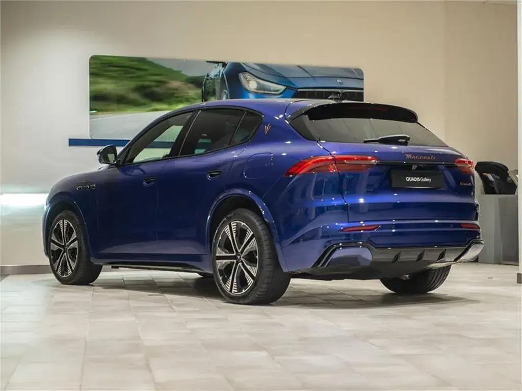Usado Maserati Grecale Folgore 409 kW (557 CV) 2024 Azul SUV