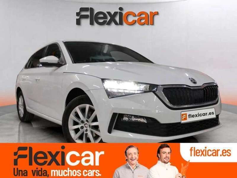 Blanco Usado 2019 Skoda Scala Style Utilitario | 14.390 € (Precio justo) - Imagen 1/4