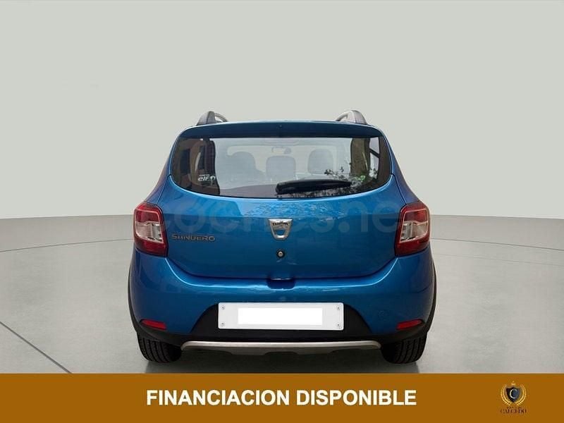 Usado Dacia Sandero Stepway 90 CV (66 kW) 2014 Azul Berlina