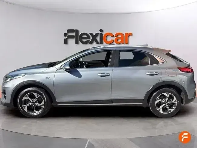 Usado Kia XCeed 160 CV (117 kW) 2022 Gris SUV