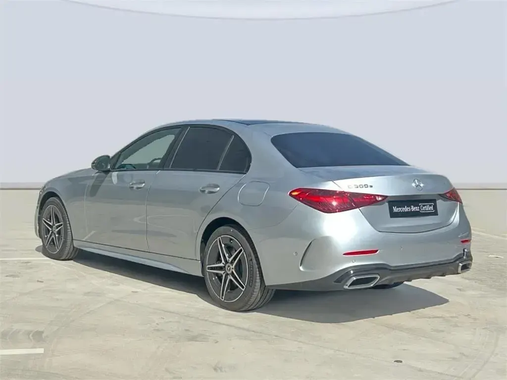 Nuevo Mercedes C300e 313 CV (230 kW) 2025 Plata Berlina