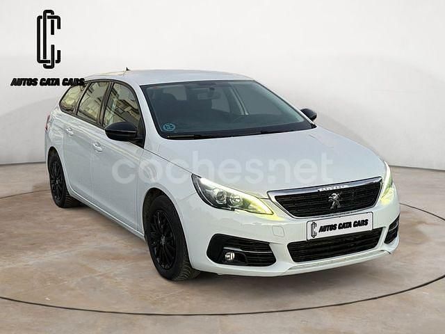 Blanco Usado 2018 Peugeot 308 SW Access Familiar | 7990 € (Precio justo) - Imagen 1/4