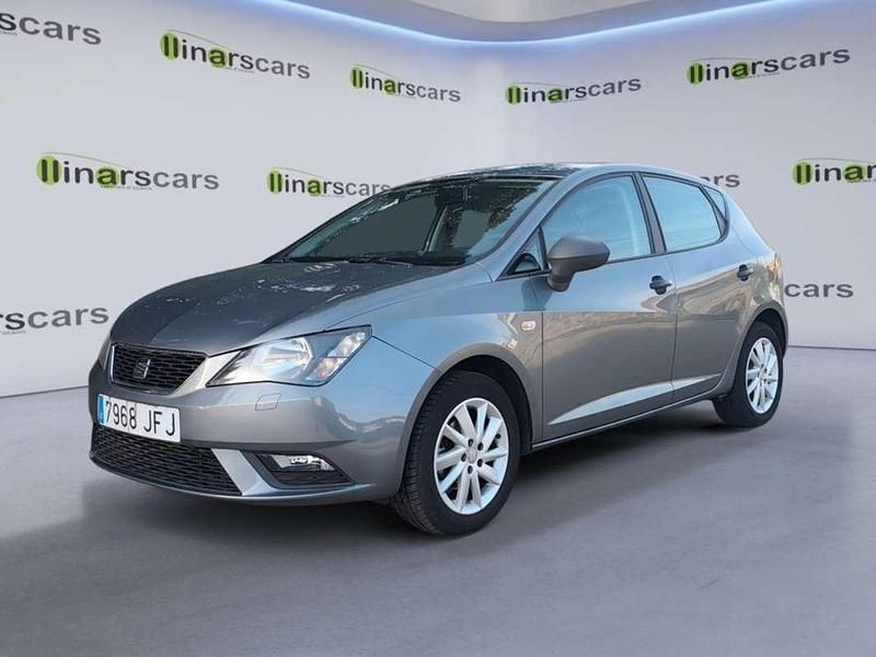 Usado Seat Ibiza Reference 90 CV (66 kW) 2015 Gris Utilitario