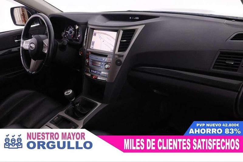 Usado Subaru Legacy Sport 150 CV (110 kW) 2010 Gris Familiar
