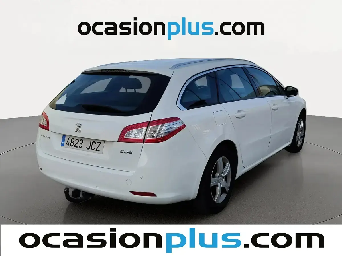 Usado Peugeot 508 Active 115 CV (84 kW) 2015 Blanco Familiar