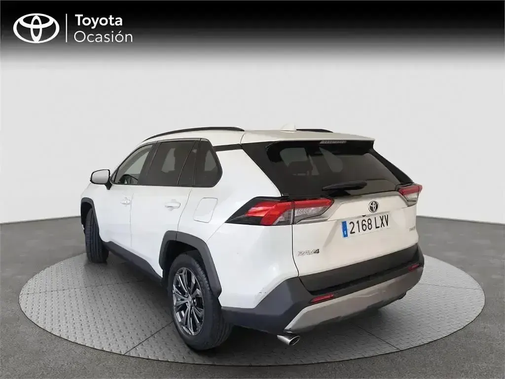 Usado Toyota RAV4 Hybrid Advance 218 CV (160 kW) 2022 Blanco SUV