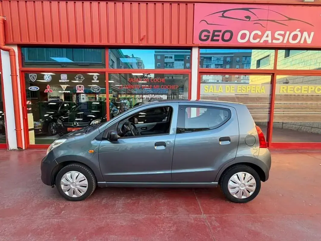 Usado Suzuki Alto 68 CV (50 kW) 2009 Gris Utilitario