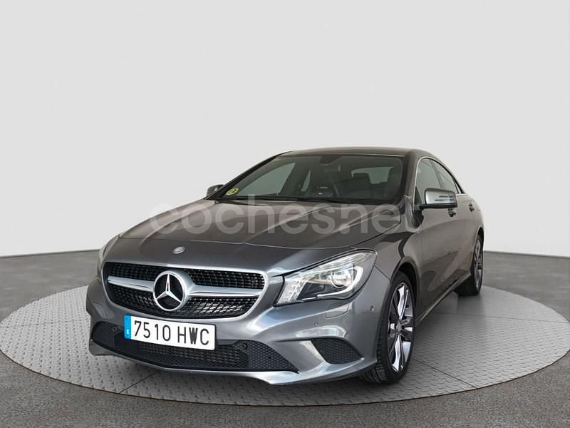 Gris / plata Usado 2014 Mercedes CLA200 Urban Berlina | 14.800 € (Buen precio) - Imagen 1/4