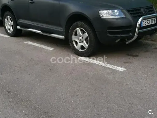 Usado VW Touareg 225 CV (165 kW) 2005 Negro SUV
