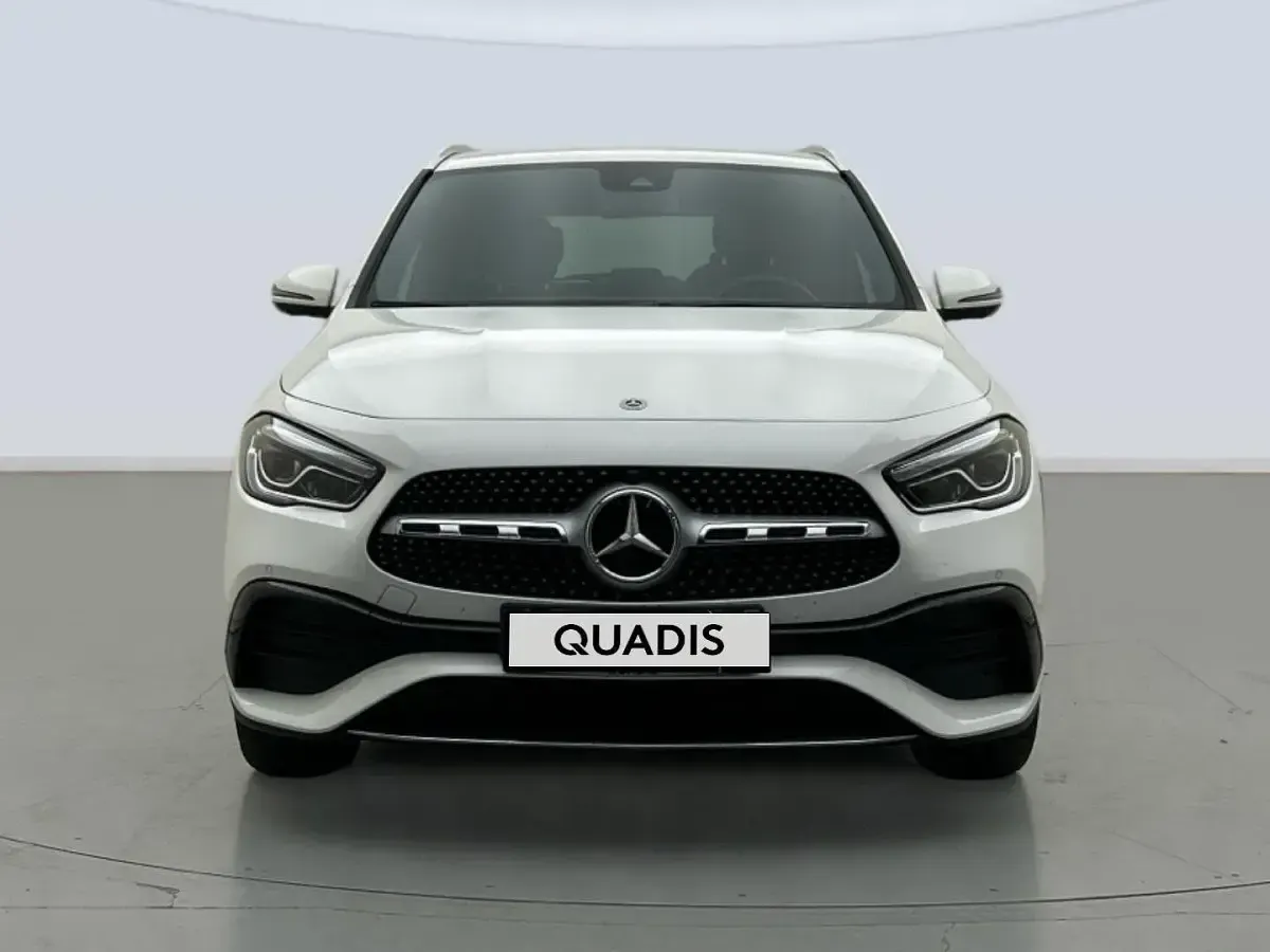 Usado Mercedes GLA220 190 CV (139 kW) 2023 Blanco SUV