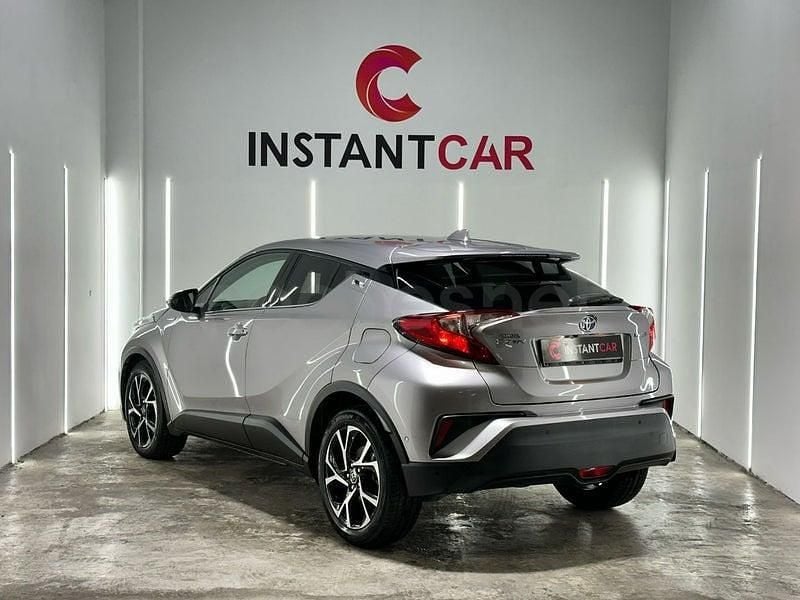 Usado Toyota C-HR Advance 122 HP (89 kW) 2020 Cinzento SUV