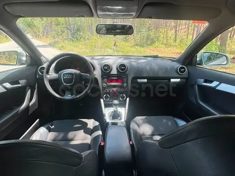 Usado Audi A3 Ambiente 105 CV (77 kW) 2007 Gris / plata Utilitario