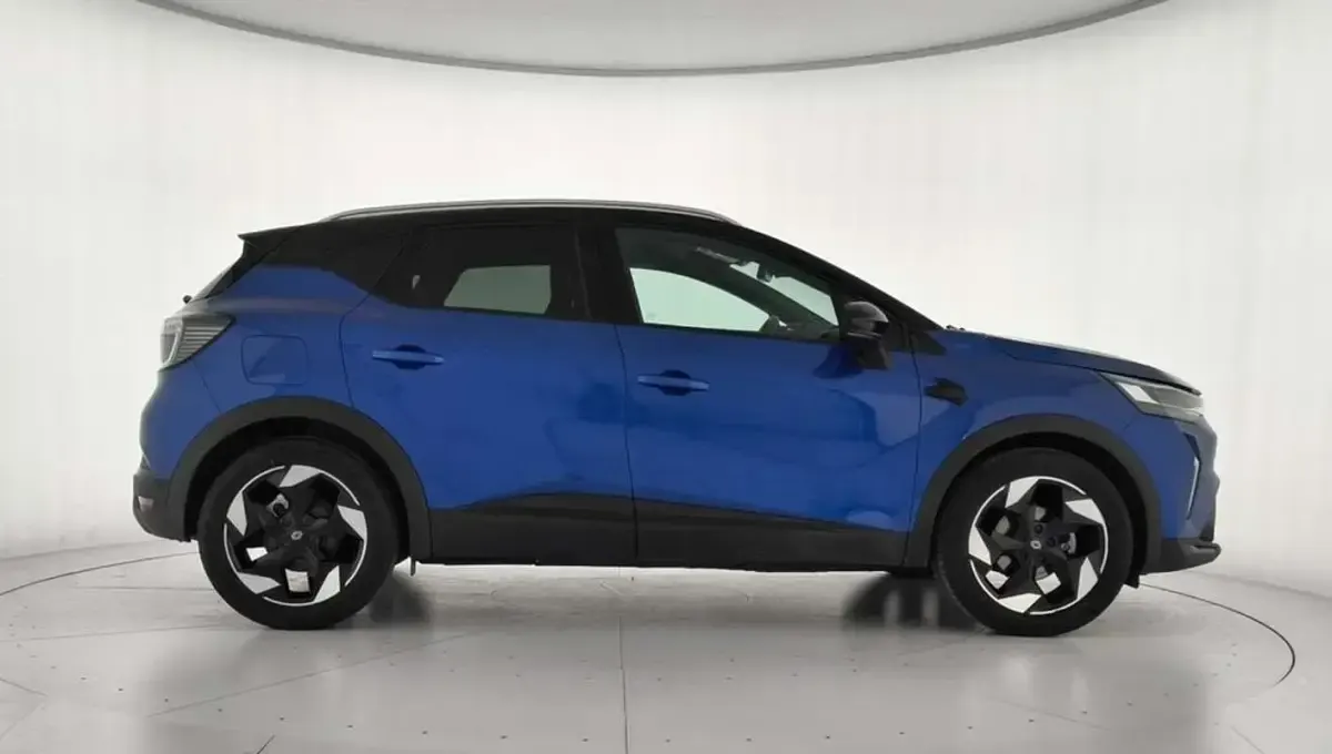Usado Renault Captur Techno 101 CV (74 kW) 2025 Azul SUV