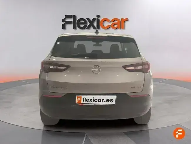 Usado Opel Grandland X Selective 130 CV (95 kW) 2019 Gris / plata SUV