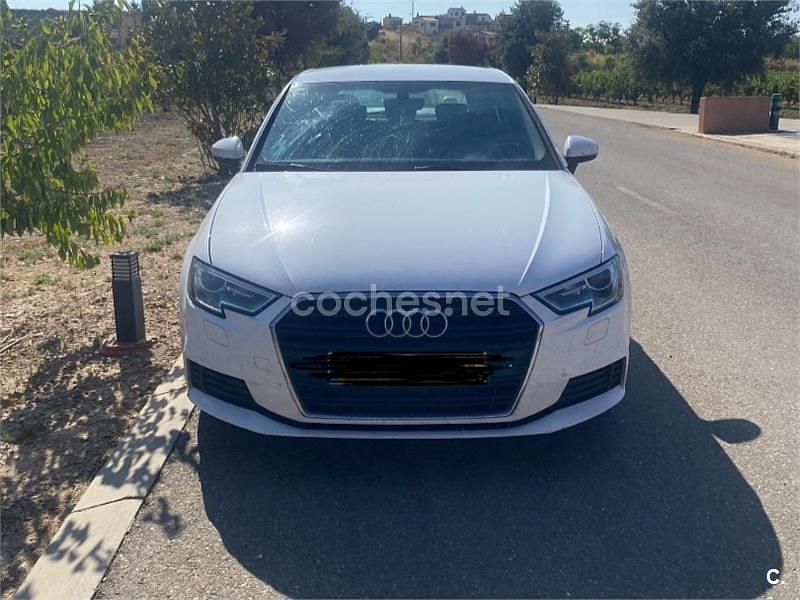 Blanco Usado 2017 Audi A3 Design Berlina | 13.000 € (Buen precio) - Imagen 1/4