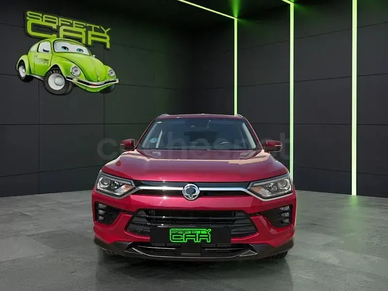Usado SsangYong Korando 149 CV (109 kW) 2020 Blanco SUV