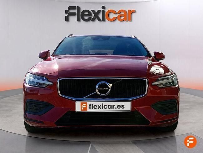 Usado Volvo V60 Momentum 163 CV (119 kW) 2021 Rojo Familiar