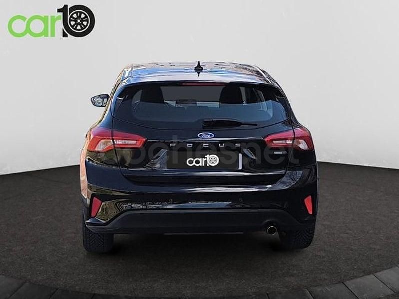 Usado Ford Focus Trend 125 CV (91 kW) 2022 Negro Berlina