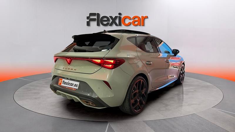 Usado Cupra Leon 204 CV (150 kW) 2024 Beige Berlina