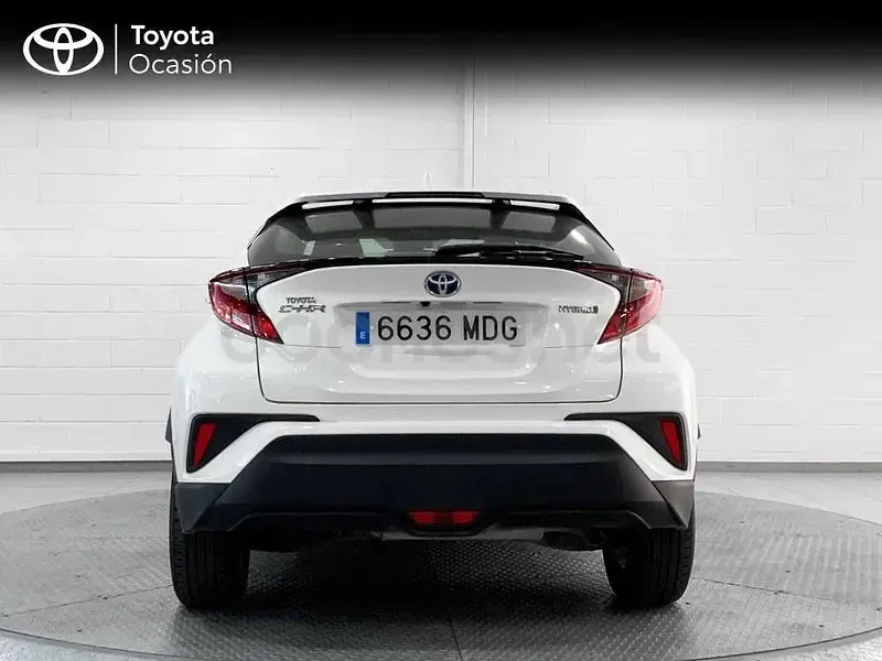 Usado Toyota C-HR Active 122 CV (89 kW) 2023 Blanco SUV