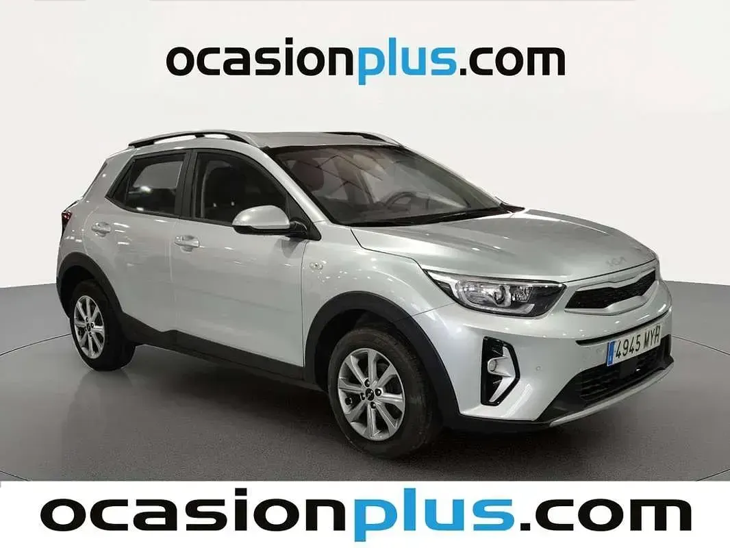 Usado Kia Stonic 79 CV (58 kW) 2025 Gris SUV