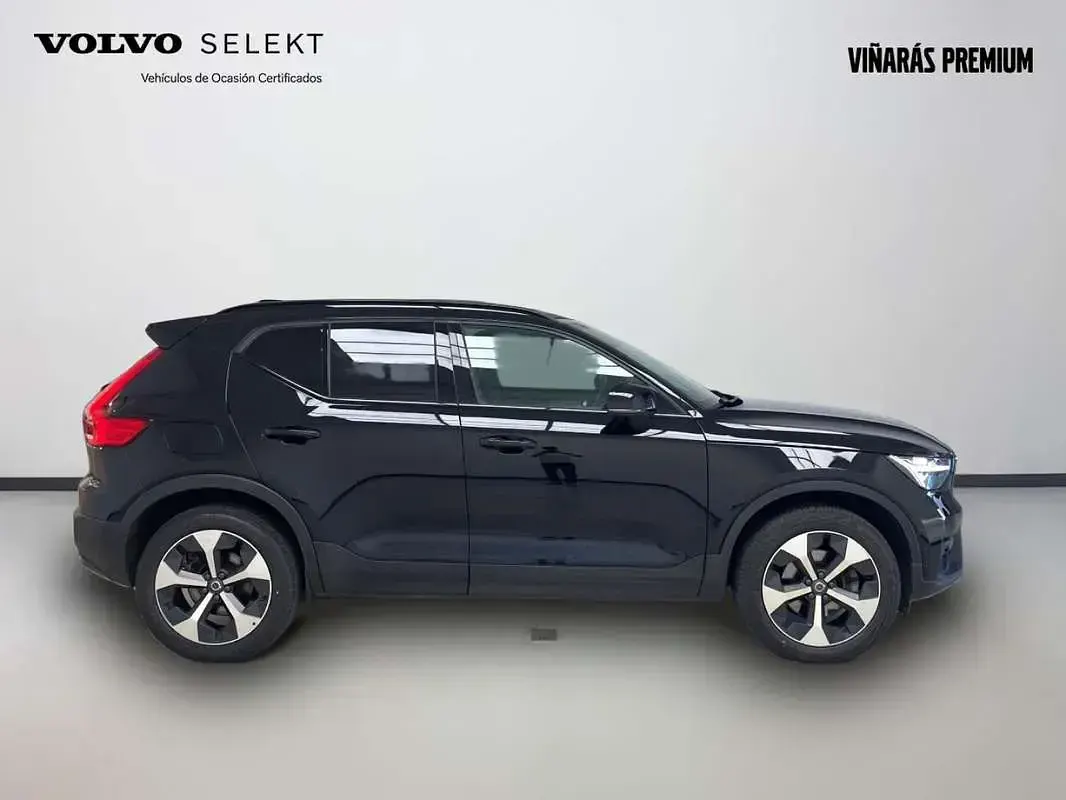Usado Volvo XC40 Plus 197 CV (144 kW) 2024 Negro SUV