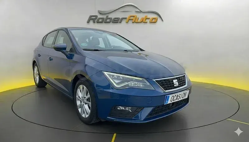 Usado Seat Leon Style 150 CV (110 kW) 2017 Azul Berlina
