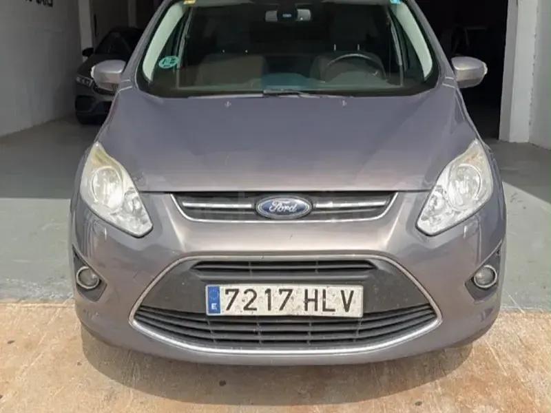 Usado Ford C-MAX Trend 105 CV (77 kW) 2012 Gris / plata Monovolumen