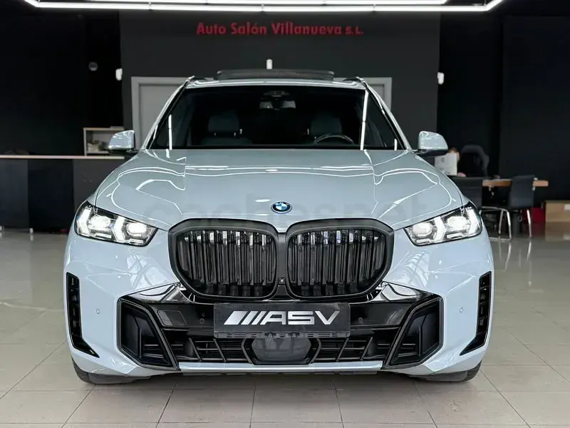 Usado BMW X5 xLine 489 CV (359 kW) 2023 Gris / plata SUV