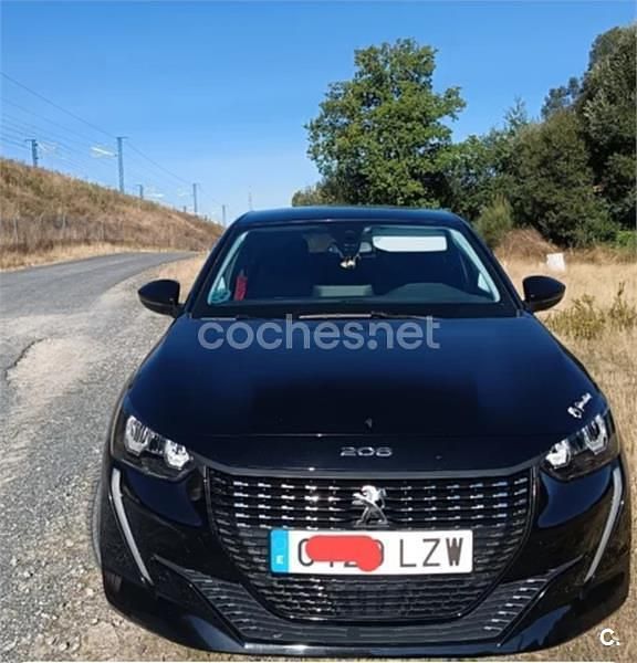 Negro Usado 2022 Peugeot 208 Style Utilitario | 13.000 € (Precio justo) - Imagen 1/4